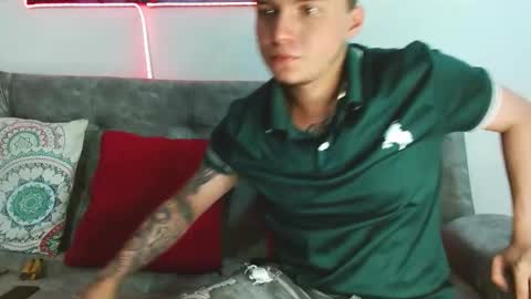 Snapshot of valentino_bel chatting on November 2025 03:18:02 PM Nick online show from November 2025 03:18:02 PM