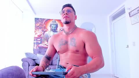    online show from December 2024 07:17:02 PM