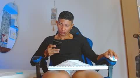 Mistery Guy online show from November 2025 12:33:01 AM