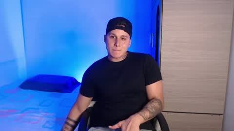 Snapshot of valentinosex_1 chatting on June 2026 10:36:02 PM VALENTINO online show from June 2026 10:36:02 PM