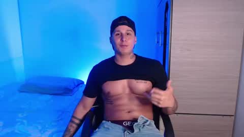 Snapshot of valentinosex_1 chatting on July 2026 09:53:01 PM VALENTINO online show from July 2026 09:53:01 PM