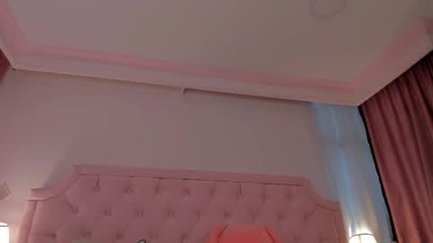 Vale Toro  online show from March 2026 04:24:01 PM