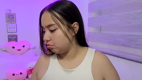 Snapshot of valeria_cherry chatting on April 2026 03:31:02 AM valeria online show from April 2026 03:31:02 AM