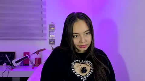 Snapshot of valeria_cherry chatting on June 2026 02:44:01 AM valeria online show from June 2026 02:44:01 AM