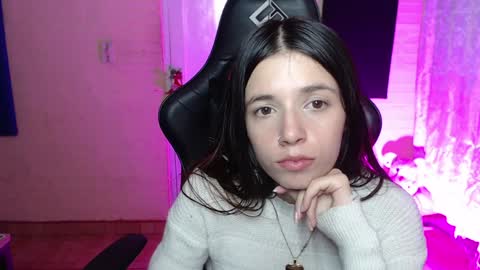 Snapshot of valeria_mendozza chatting on February 2025 07:56:02 AM online show from February 2025 07:56:02 AM