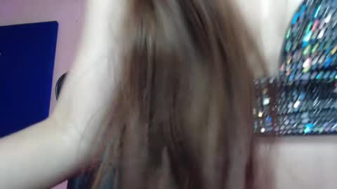 Snapshot of valeria_mendozza chatting on February 2025 09:00:02 AM online show from February 2025 09:00:02 AM