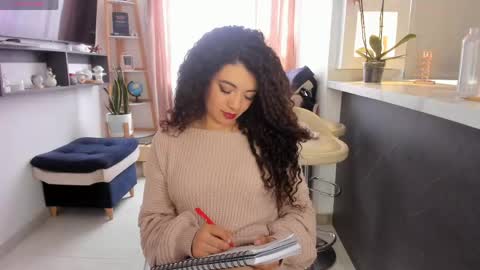 Snapshot of valeria_rosses chatting on April 2026 04:45:02 PM Valeria online show from April 2026 04:45:02 PM