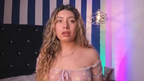 valeria_rouse28 online show from September 2025 05:49:01 PM