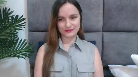 valeriafrannco online show from March 2025 05:52:02 AM