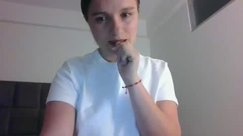 valeriafrannco online show from October 2025 05:28:01 AM