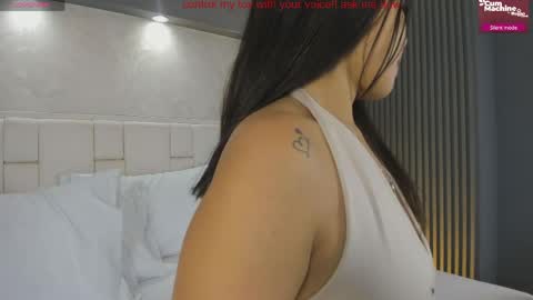 ValeriaGarciax online show from April 2026 11:37:01 AM