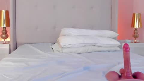 Snapshot of valeriah_ chatting on April 2026 03:06:01 PM Valeria online show from April 2026 03:06:01 PM