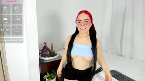 Snapshot of valerialoren chatting on May 2026 02:31:02 AM valerialoren online show from May 2026 02:31:02 AM