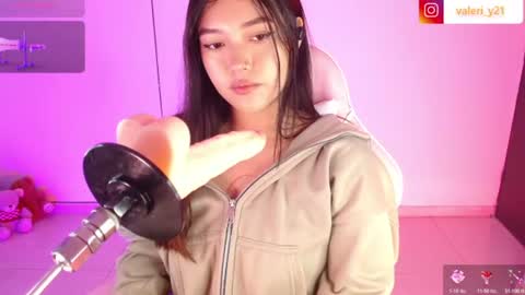 Valeri online show from June 2026 04:33:02 AM