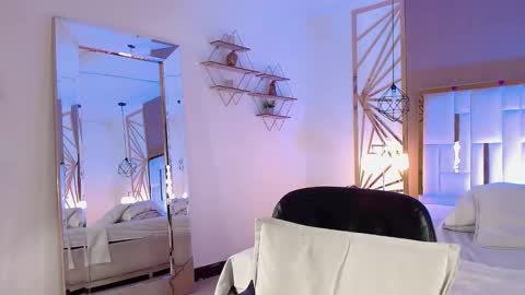 Valerie  online show from February 2026 06:28:02 AM