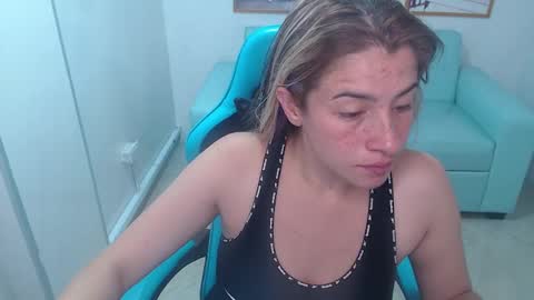 Snapshot of valerie_b chatting on December 2024 12:33:01 PM valerie_b online show from December 2024 12:33:01 PM