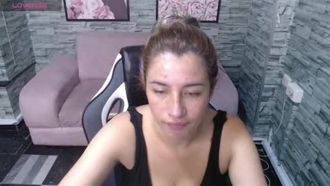 Snapshot of valerie_b chatting on December 2024 12:35:01 PM valerie_b online show from December 2024 12:35:01 PM