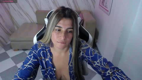 Snapshot of valerie_b chatting on January 2025 06:03:01 AM valerie_b online show from January 2025 06:03:01 AM