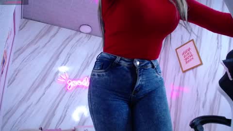 Snapshot of valerie_b chatting on February 2025 06:22:02 AM valerie_b online show from February 2025 06:22:02 AM