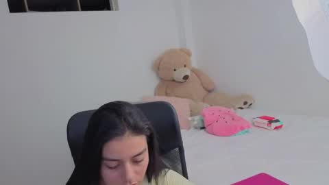 Juli C online show from April 2026 12:37:02 AM