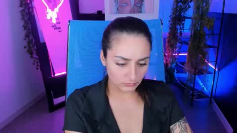 Valerie online show from September 2025 03:01:01 PM