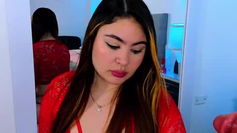 Snapshot of valerinhernandez chatting on October 2025 12:58:01 PM Valerin online show from October 2025 12:58:01 PM