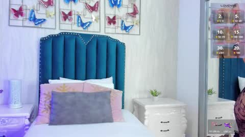 Snapshot of valerith_vega chatting on January 2026 11:57:02 AM online show from January 2026 11:57:02 AM