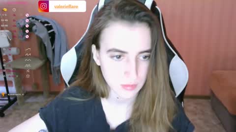 Snapshot of valeritiio chatting on December 2024 04:54:02 AM valeritiio online show from December 2024 04:54:02 AM