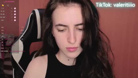 Snapshot of valeritiio chatting on September 2025 03:50:01 AM valeritiio online show from September 2025 03:50:01 AM