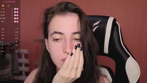 Snapshot of valeritiio chatting on October 2025 03:56:01 AM valeritiio online show from October 2025 03:56:01 AM