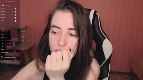 Snapshot of valeritiio chatting on October 2025 03:42:02 AM valeritiio online show from October 2025 03:42:02 AM