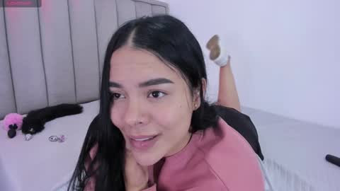 Cris  online show from February 2025 04:46:02 AM