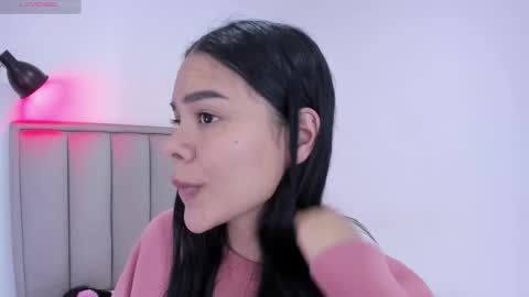 Cris  online show from March 2025 04:33:02 PM