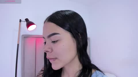 Cris  online show from January 2026 03:38:01 PM