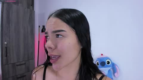 Cris  online show from February 2026 02:24:01 AM