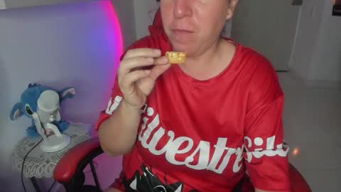Snapshot of valery_adams1 chatting on January 2025 04:10:02 AM Valery adams1 online show from January 2025 04:10:02 AM