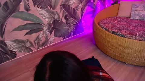 valery_blush online show from November 2025 04:39:02 AM
