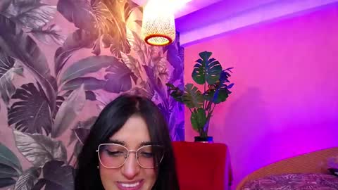 Snapshot of valery_blush chatting on December 2025 04:20:03 AM valery_blush online show from December 2025 04:20:03 AM