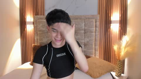 Snapshot of valery_hil chatting on December 2024 08:45:02 PM Thomy online show from December 2024 08:45:02 PM