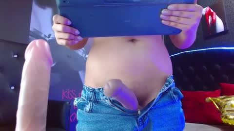 Snapshot of valery_meer_ chatting on December 2024 06:06:01 PM Valeria online show from December 2024 06:06:01 PM