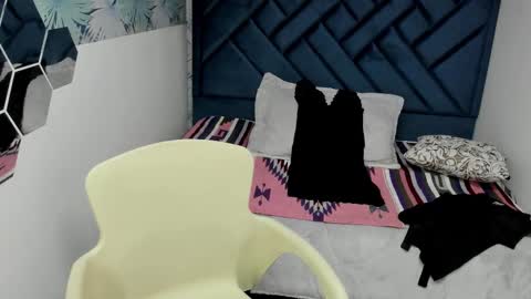 VALERY MORE online show from October 2025 12:13:02 PM