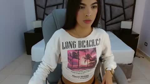 valery_restrepo online show from July 2026 08:46:01 PM