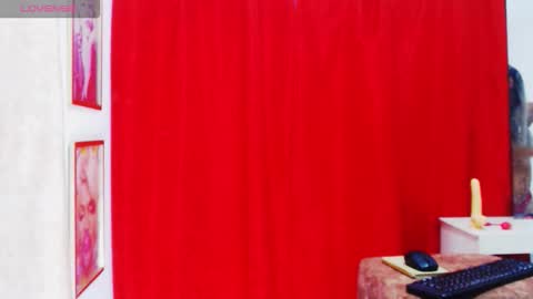 Snapshot of valery_smolls22 chatting on October 2025 04:25:02 PM valery_smolls22 online show from October 2025 04:25:02 PM