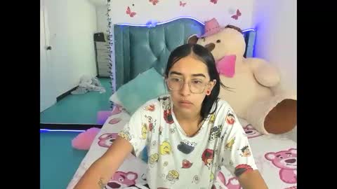 Snapshot of valery_taylor_1 chatting on April 2026 02:22:01 PM valery online show from April 2026 02:22:01 PM