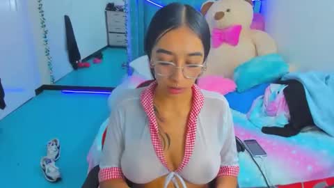 Snapshot of valery_taylor_1 chatting on April 2026 06:03:01 AM valery online show from April 2026 06:03:01 AM