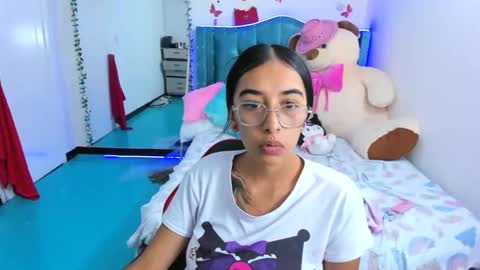 Snapshot of valery_taylor_1 chatting on May 2026 11:02:01 PM valery online show from May 2026 11:02:01 PM