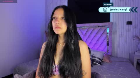 Val online show from December 2025 11:37:01 AM