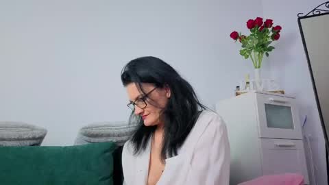 valeryablack online show from April 2026 07:05:02 PM