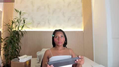 Snapshot of valerycortezm chatting on November 2025 12:15:01 PM Valery online show from November 2025 12:15:01 PM