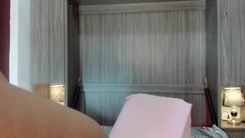 valerymeyerr online show from March 2026 12:00:01 PM